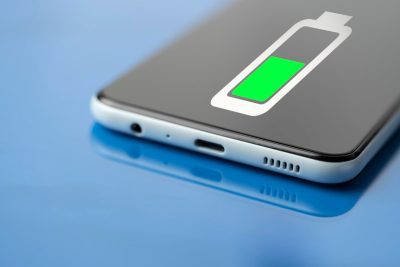¿Cuál smartphone tiene la mejor duración de batería?