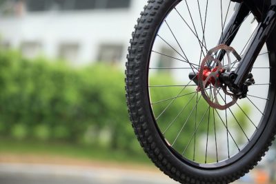 ¿Cómo encontrar la medida ideal de llantas para bicicletas con la tabla de equivalencias dimensionales?