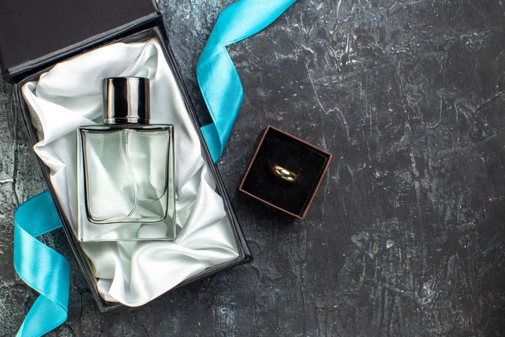 fragancias 045 perfumes Paris Hilton para hombre